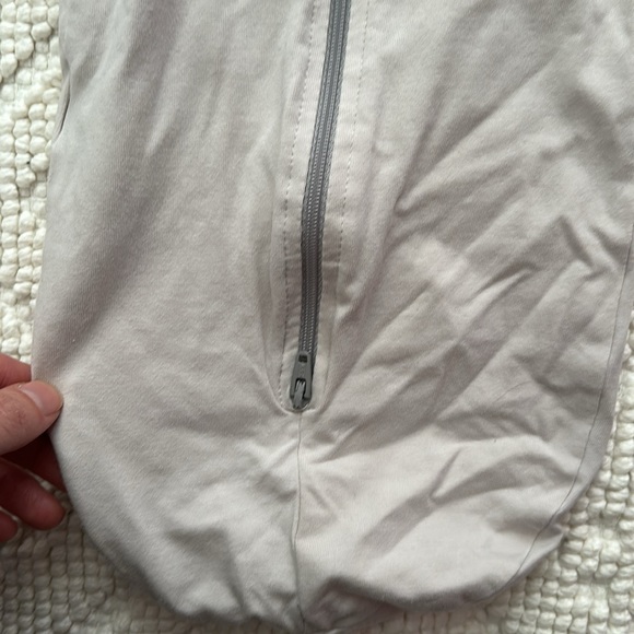 Nested bean swaddle sleep sack - Picture 4 of 7